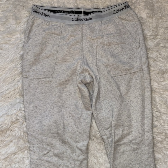 Calvin Klein Women's Modern Cotton Jogger Pant, Size Medium - Picture 3 of 11